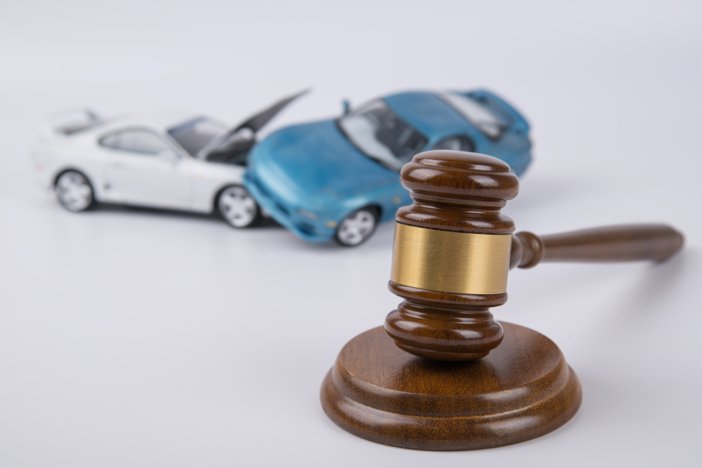 How Much Do Vehicle Accident Lawyers Typically Charge? Exploring the Cost for Legal Representation